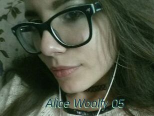 Alice_Woolfy_05