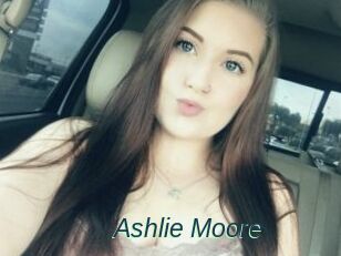 Ashlie_Moore