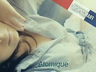 Atomique