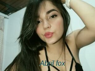 Abril_fox