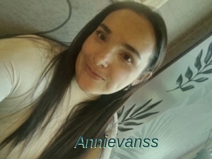 Annievanss