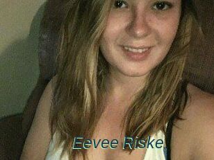 Eevee_Riske