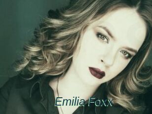 Emilia_Foxx