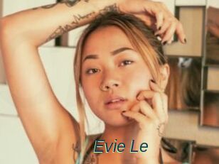 Evie_Le