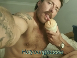 Hotyoungaussie