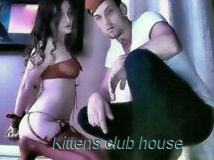 Kittens_club_house