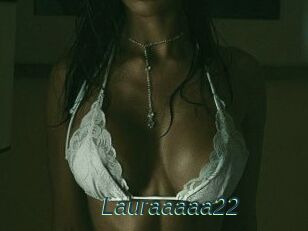 Lauraaaaa22