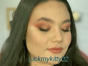 Lickmykitty02