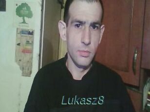 Lukasz8