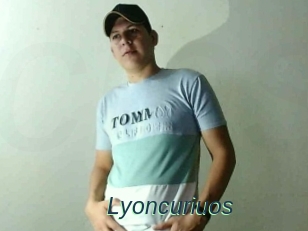 Lyoncuriuos