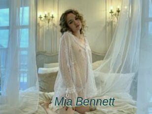 Mia_Bennett