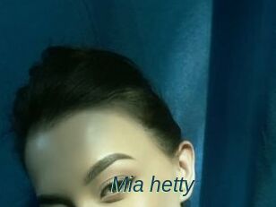 Mia_hetty