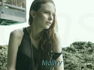 Mollyy