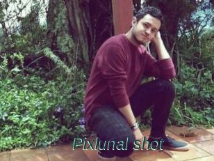 Pixlunal_shot