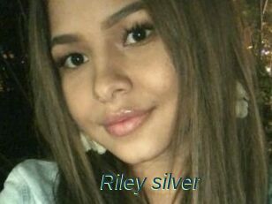 Riley_silver