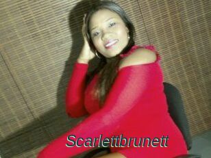 Scarlettbrunett