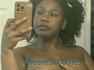 Sweetiesmooches