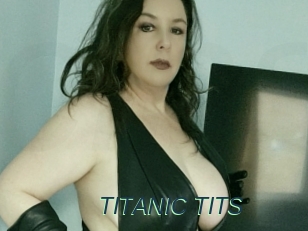 TITANIC_TITS