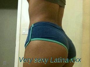 Very_sexy_Latina_xxx